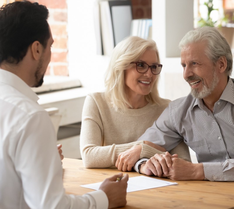 seniors asking questions about senior living community